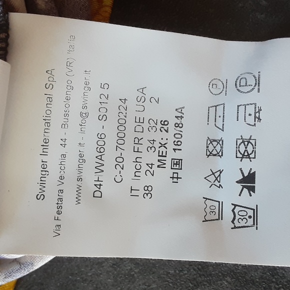 Versace - Picture 9 of 10